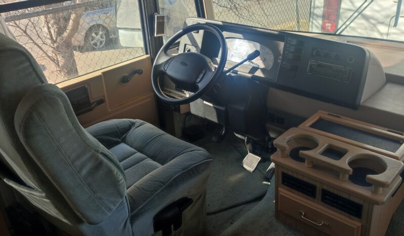 
								1999 Ford Super Duty F-550 full									