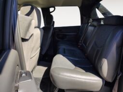 
										2004 Chevrolet Avalanche full									
