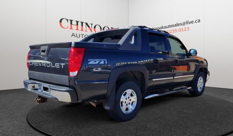 
								2004 Chevrolet Avalanche full									