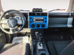 
										2007 Toyota FJ Cruiser full									