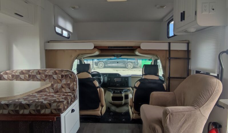 
								2011 Ford Econoline Cutaway full									