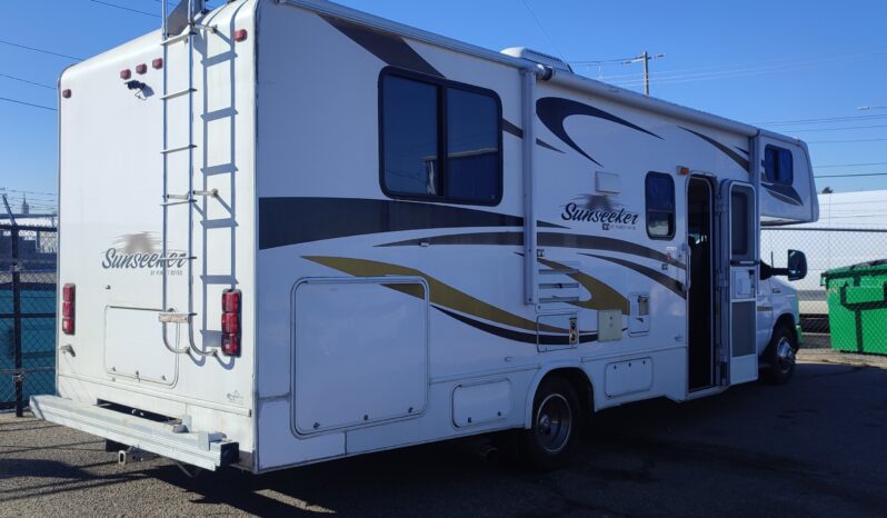 
								2011 Ford Econoline Cutaway full									