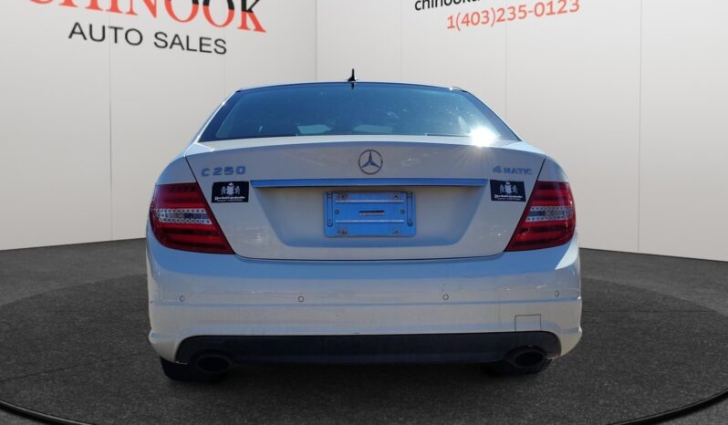 
								2011 Mercedes-Benz C-Class full									