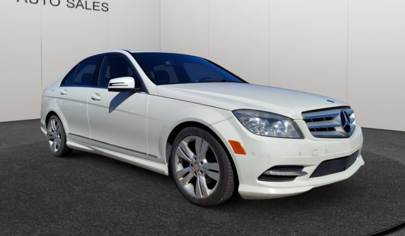 
								2011 Mercedes-Benz C-Class full									