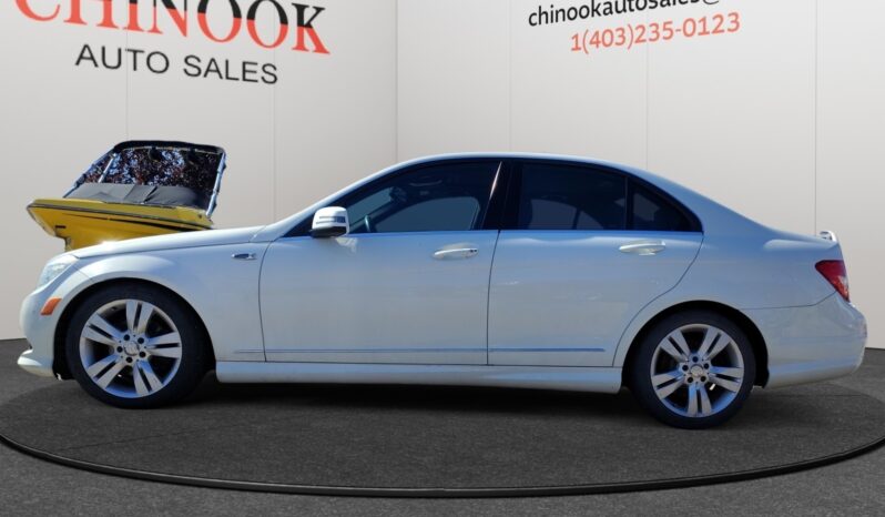 
								2011 Mercedes-Benz C-Class full									