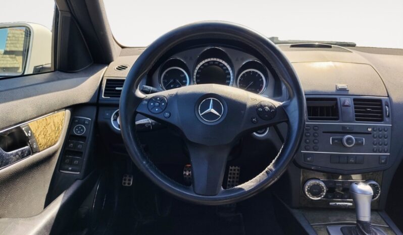 
								2011 Mercedes-Benz C-Class full									