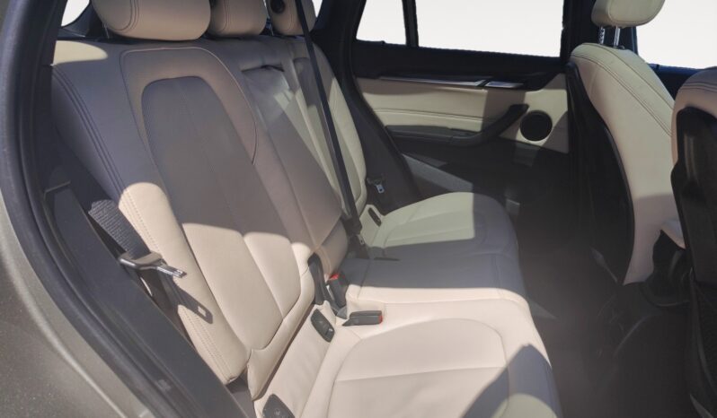 
								2016 BMW X1 full									