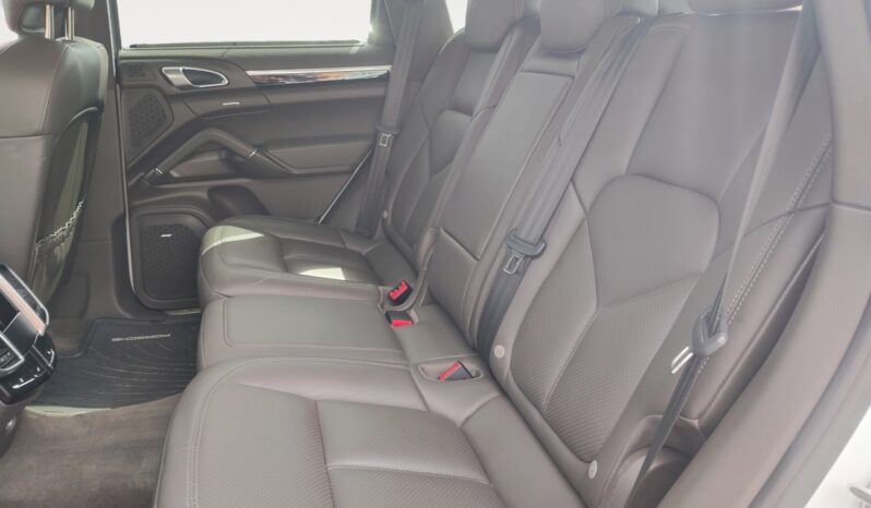 
								2017 Porsche Cayenne full									