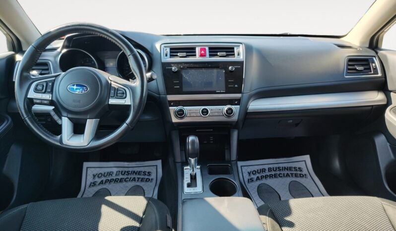 
								2017 Subaru Outback full									