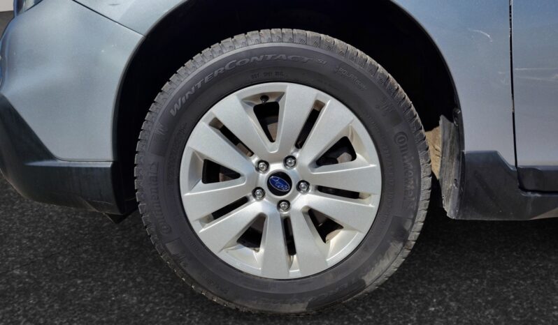 
								2017 Subaru Outback full									