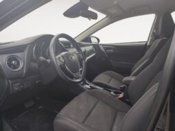 
										2018 Toyota Corolla iM full									