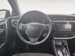 
										2018 Toyota Corolla iM full									
