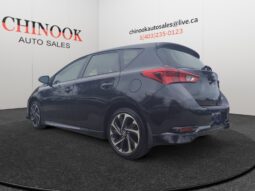 
										2018 Toyota Corolla iM full									