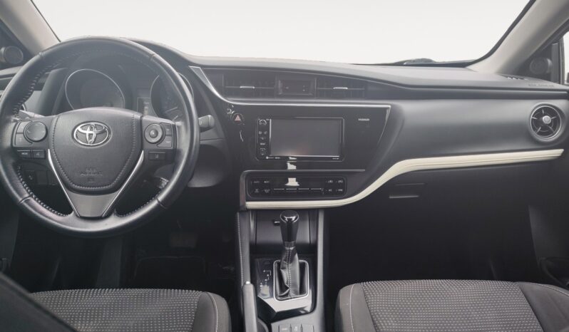 
								2018 Toyota Corolla iM full									