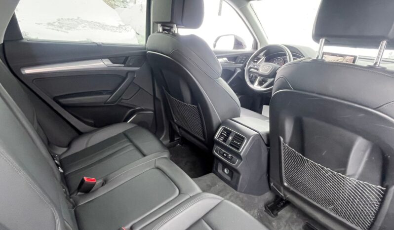 
								2019 Audi Q5 full									