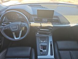 
										2019 Audi Q5 full									