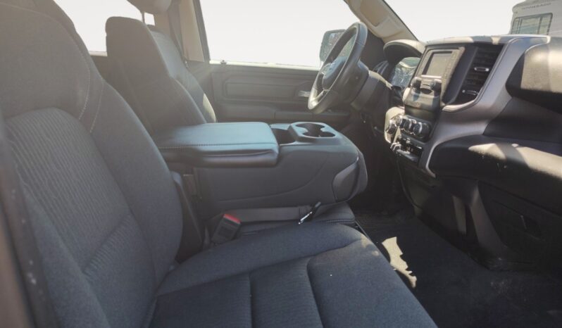 
								2019 Ram 1500 full									