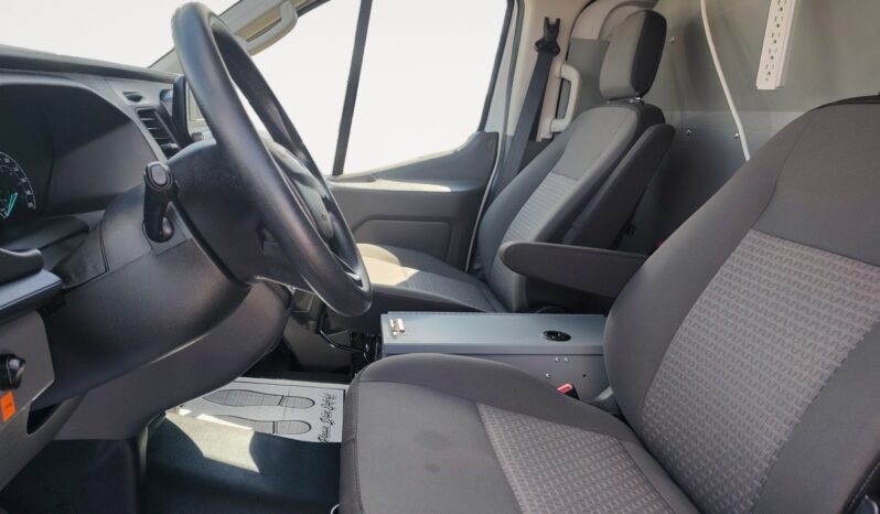 
								2020 Ford Transit full									
