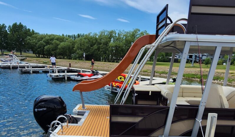 
								2023 Canalake Double Decker full									
